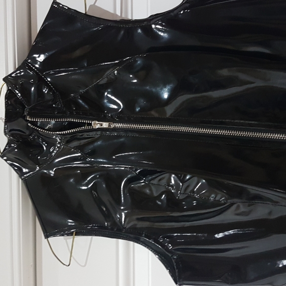 Vinal Dress - Picture 2 of 5